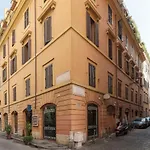 Piazza Navona Elegant Apartment